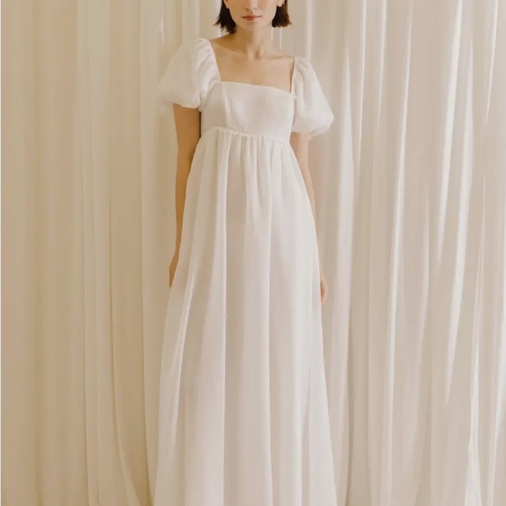 Storia White Puff Sleeve Maxi Dress